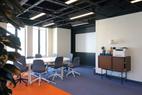 50. Suite 1002