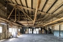 76. Interior