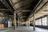 100. Interior
