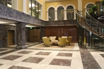 17. Lobby