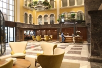 27. Lobby