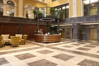 29. Lobby