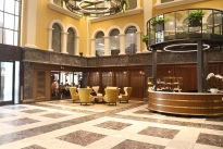 28. Lobby