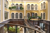 38. Lobby