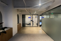 89. Suite 700