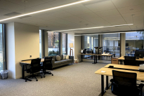 93. Suite 700
