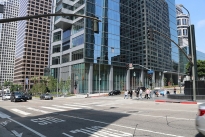 27. Exterior Wilshire, Figueroa