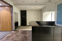 82. Suite 1800