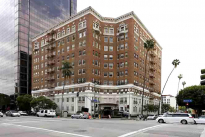 Talmadge Apartment