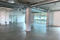 24. Suite 305
