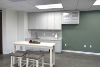 92. Suite 320