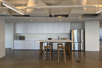 136. Suite 1806