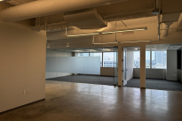 76. Suite 810