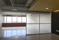 94. Suite 900