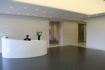 15. Lobby
